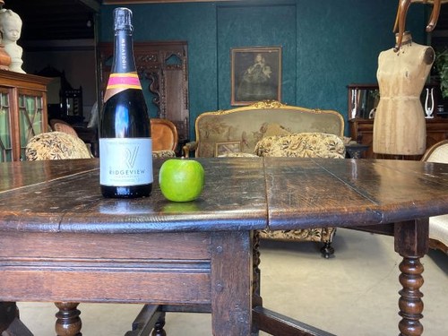 Fine large early antique oak - fine,