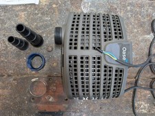 OASE Aquamax Eco Classic 11500 Pondpump, Practically new, used only for 1 hour