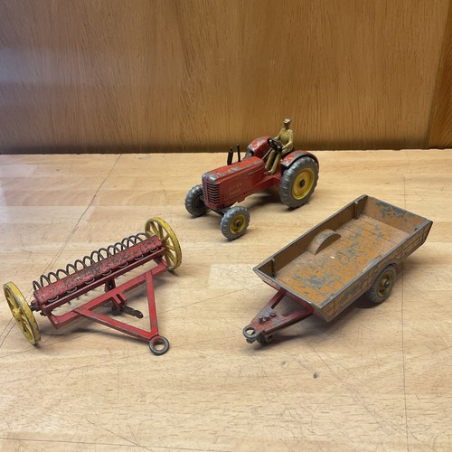 Dinky toys massey harris - dinky,
