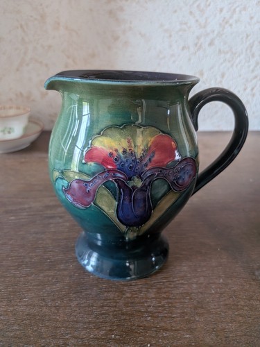 Beautiful vintage moorcroft - beautiful,