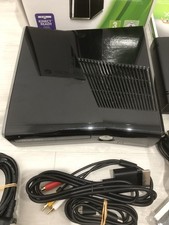 Xbox 360 S  in Gloss black