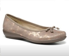 SHOES SIZE 5.5 ROSE GOLD BEIGE