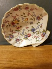 Tominaga ceramic floral shell