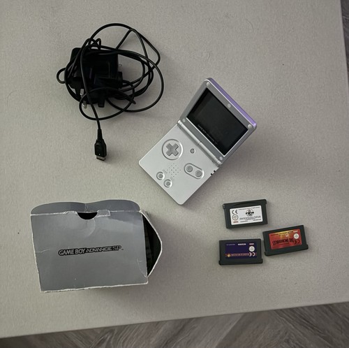 Nintendo game boy advance - boy, sp