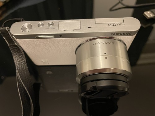 Samsung mini digital camera - nx,