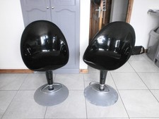 RETRO - BLACK EGG STYLE CHAIRS