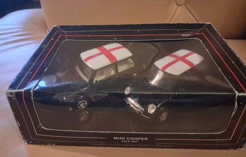 Vintage mini cooper gift set - vintage,