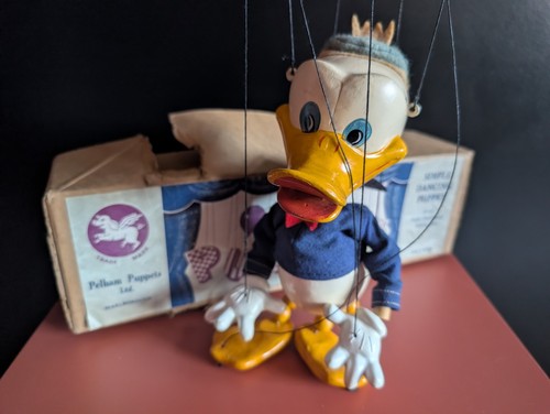 Pelham puppets donald duck - pelham,