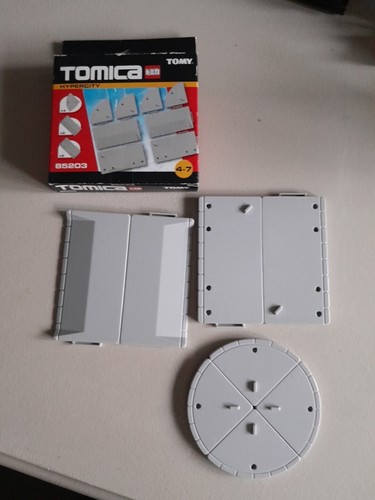 New tomy tomica hypercity - tomica,
