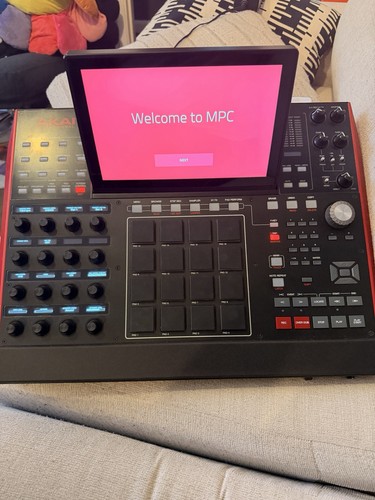 Akai professional mpc - akai,