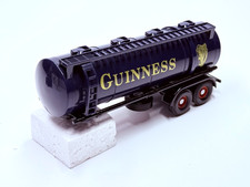 CORGI CLASSICS TANKER TRAILER