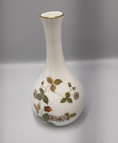 Wedgwood bone china small - bone,