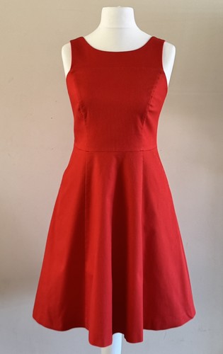 Genuine pied terre - a, poppy