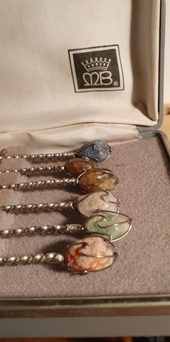 Boxed set silver twisted - boxed,