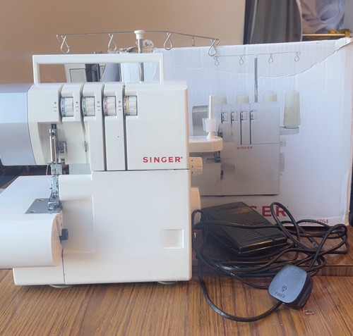 Singer overlocker sewing - overlocker,