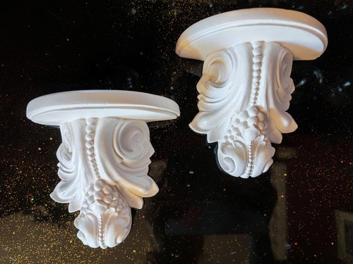Decorative curved shelf - curved,