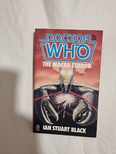 DOCTOR WHO BOOK THE MACRA
