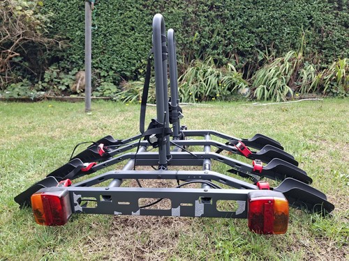 Halfords towbar mounted - 4, bike