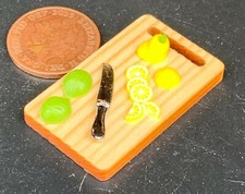 Bar Preparation Wooden Board With Sliced Fruit Tumdee 1:12 Scale Dolls House L