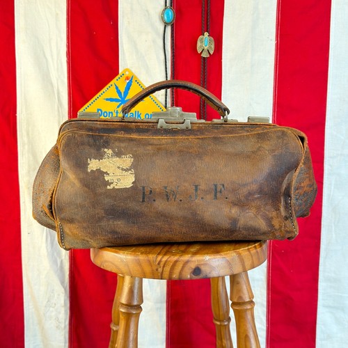 Vintage brown leather - brown, doctor's