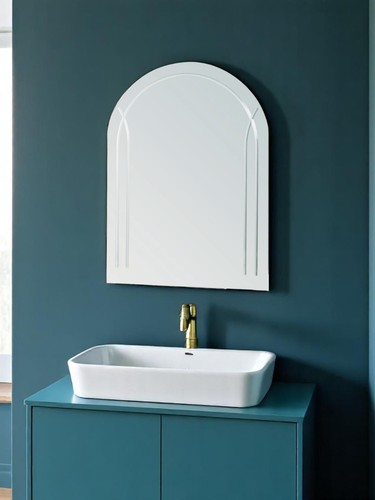 Frameless arched diamond - frameless, cut