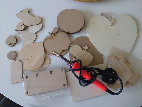 Pyrography tool and wooden - pyrography,