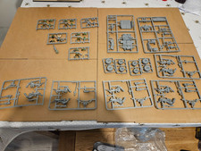 Ork Trukk & 5 Ork bikes on