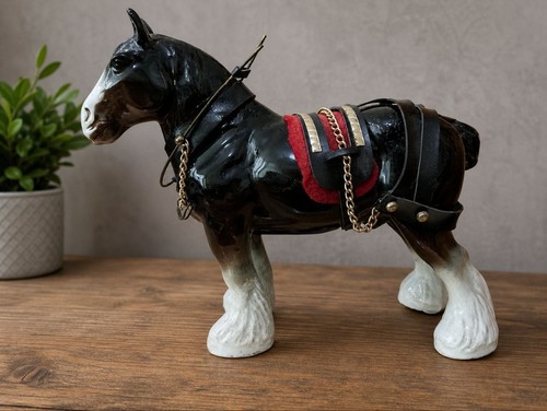 Vintage ceramic horse figurine - ceramic,