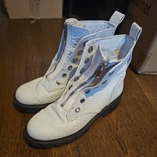 UGG® AUSTRALIA DAREN WHITE