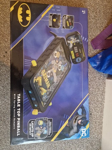 Batman table top pinball - top,