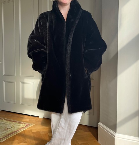 Vintage faux fur black