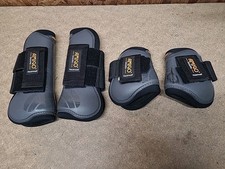 Amigo Horseware Tendon &