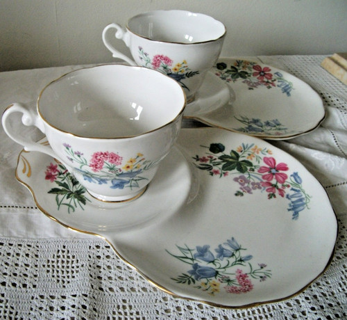Two royal standard country - two,