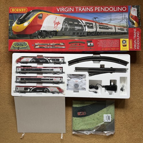 Hornby virgin train set - set, oo