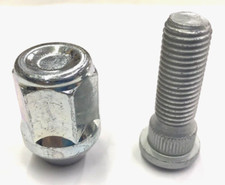 FOR TOYOTA WHEEL STUD + NUT
