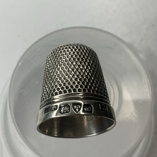 Silver thimble hallmarked - silver,