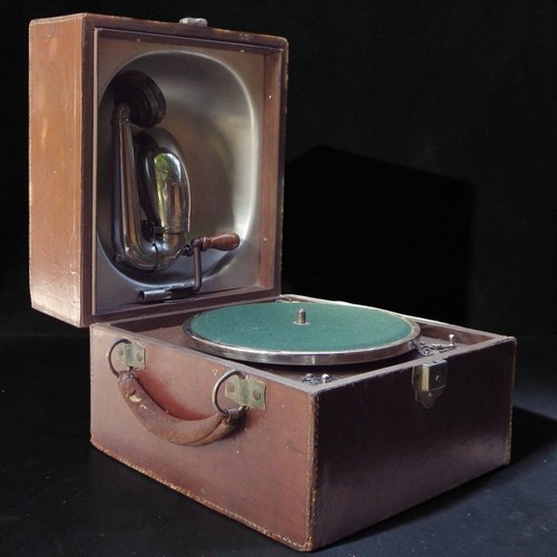 Decca vintage 1920s brown - vintage,