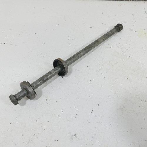 Suzuki 750 swingarm axle - gs,