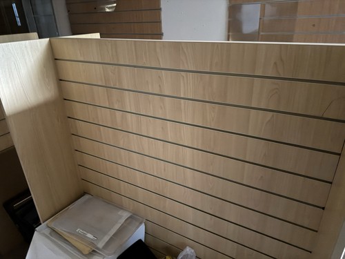 Shape slatwall with - h,
