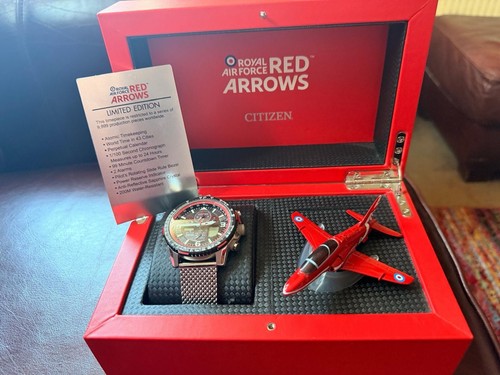 Citizen limited edition red - limited,