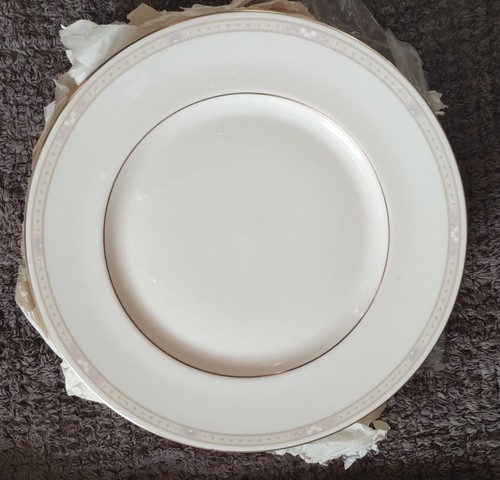 Royal doulton cassandra dinner - royal,
