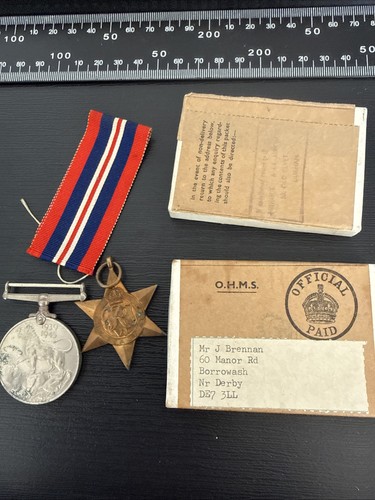 Ww2 original medal box two - ,