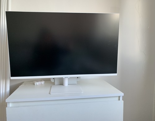 Samsung smart monitor 32 - m5,