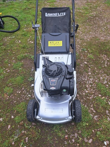 Lawnflite petrol lawnmower - lawnflite,