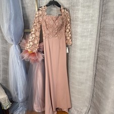 Terani Couture NWT sz 4 blush