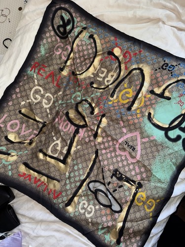 Gucci silk scarf graffiti - silk,