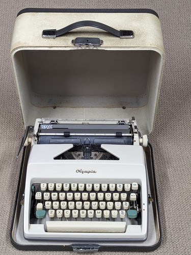 Olympia sm9 typewriter - sm9,