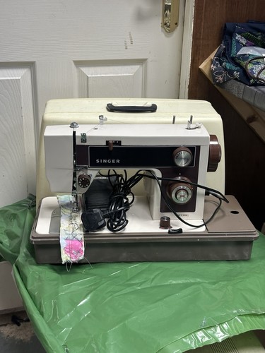 Singer vintage sewing - vintage, machine