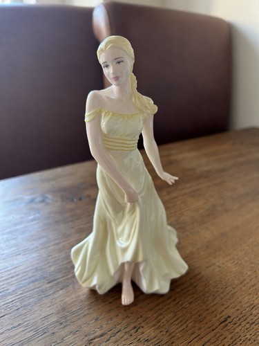 Royal doulton figurine - royal,