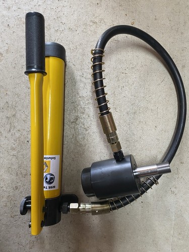 Hydraulic pump and - and, suit